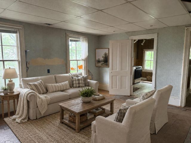 111 E St Marys Street, Decatur, MI 49045