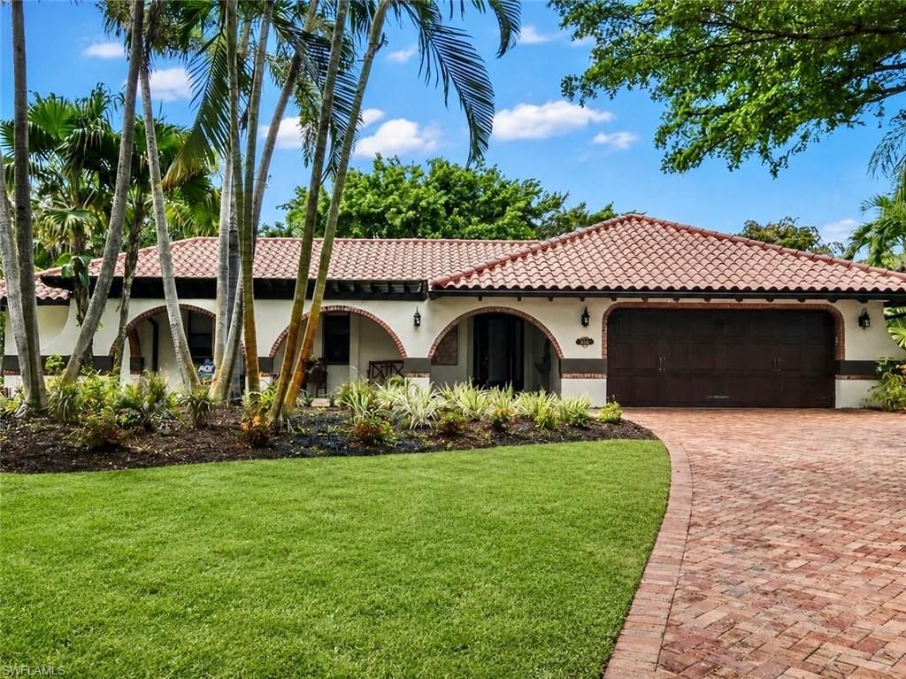 2429 Kings Lake BLVD, NAPLES, FL 34112 — exterior