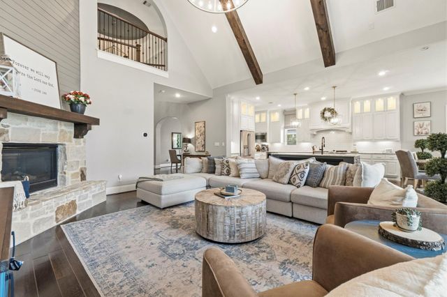 131 Pacific Grove Drive, Montgomery, TX 77316