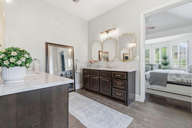 131 Pacific Grove Drive, Montgomery, TX 77316