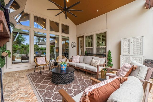 131 Pacific Grove Drive, Montgomery, TX 77316