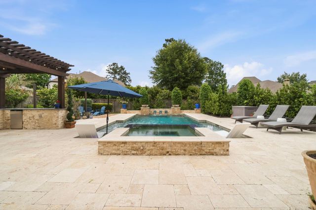131 Pacific Grove Drive, Montgomery, TX 77316