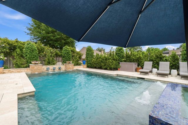 131 Pacific Grove Drive, Montgomery, TX 77316