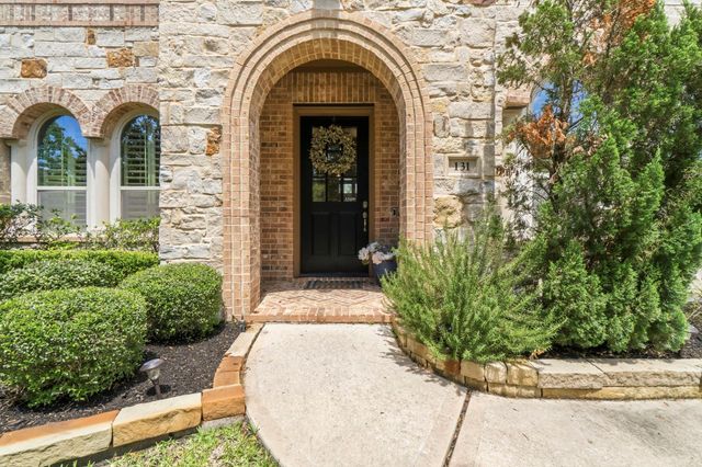 131 Pacific Grove Drive, Montgomery, TX 77316