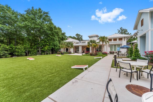 131 Pacific Grove Drive, Montgomery, TX 77316