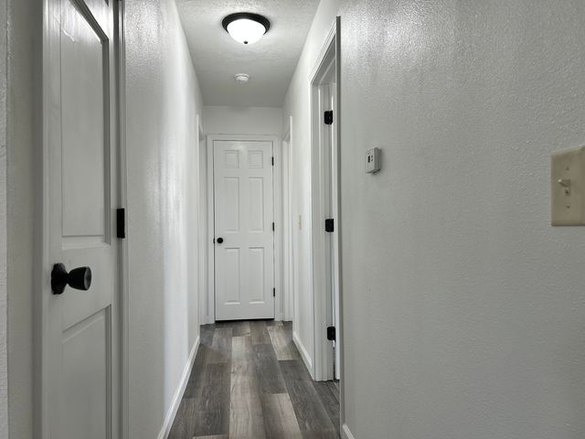 1253 S Belcrest Avenue, Springfield, MO 65804