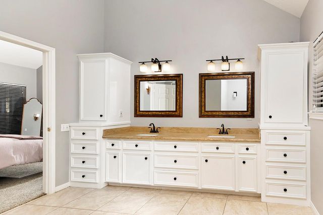 44 Lake Forest Circle, Conroe, TX 77384