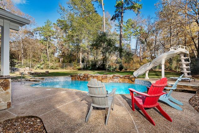 44 Lake Forest Circle, Conroe, TX 77384