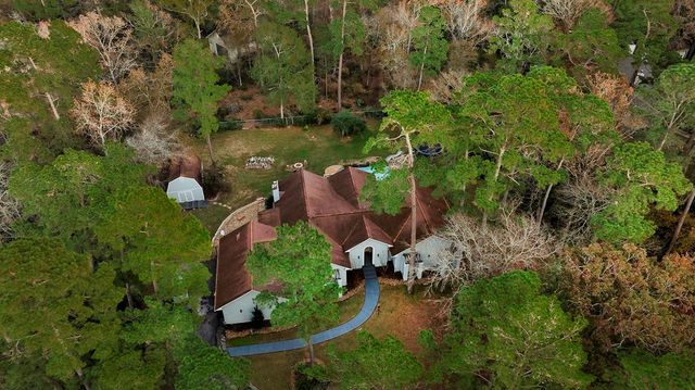 44 Lake Forest Circle, Conroe, TX 77384