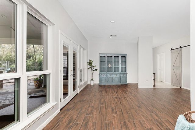 44 Lake Forest Circle, Conroe, TX 77384