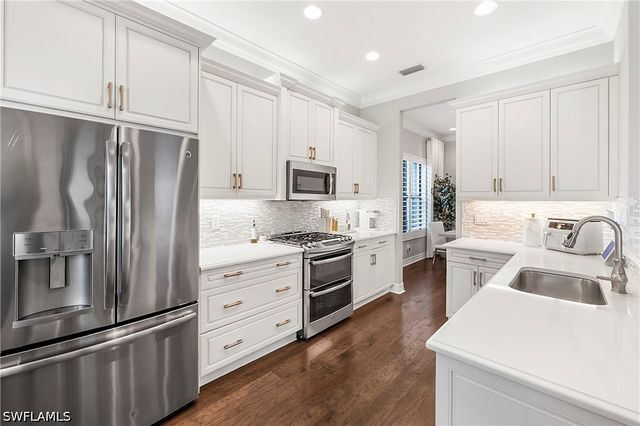 4158 Aspen Chase DR, Naples, FL 34119