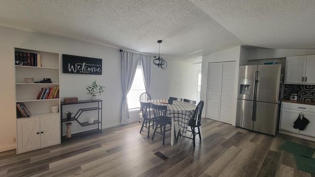 9197 S S Rocky Creek Rd, Cottonwood, AL 36320