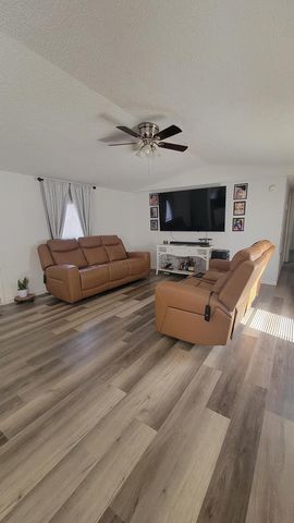 9197 S S Rocky Creek Rd, Cottonwood, AL 36320