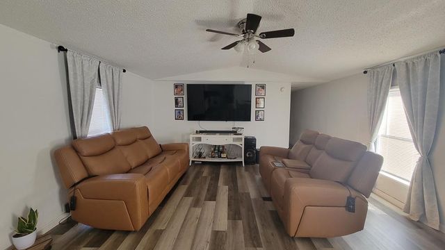 9197 S S Rocky Creek Rd, Cottonwood, AL 36320