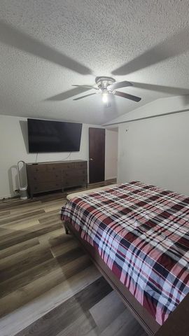 9197 S S Rocky Creek Rd, Cottonwood, AL 36320