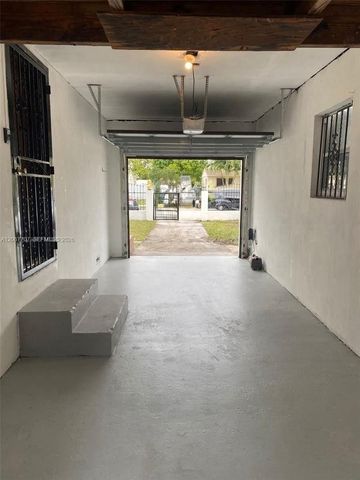 18011 NW 6th Place 0, Miami Gardens, FL 33169