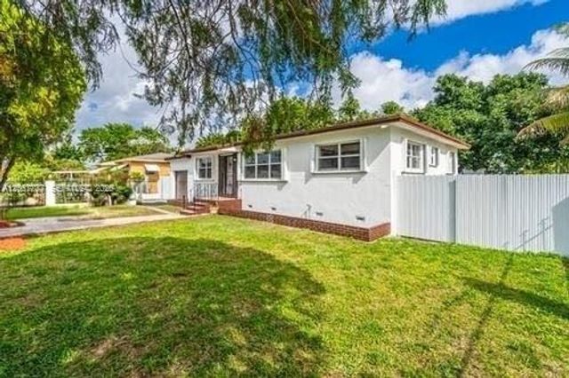 18011 NW 6th Place 0, Miami Gardens, FL 33169