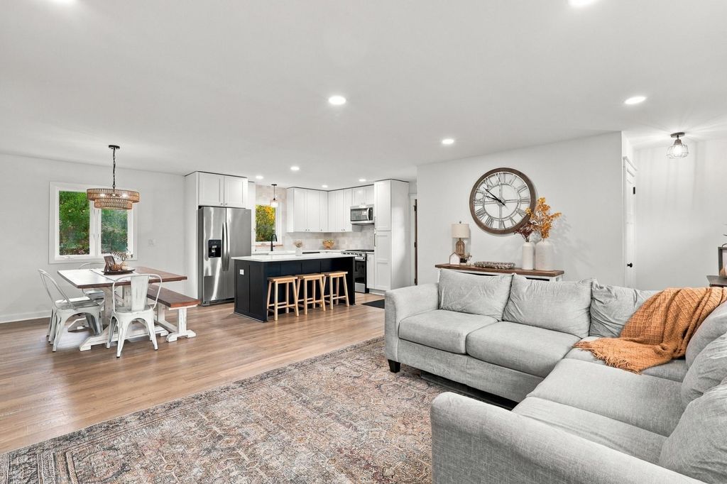 2029 Opal Place, Eagan, MN 55122 — photo 5