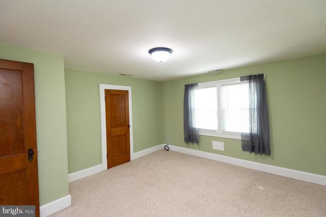 305 NORTH MAIN ST, Hurlock, MD 21643