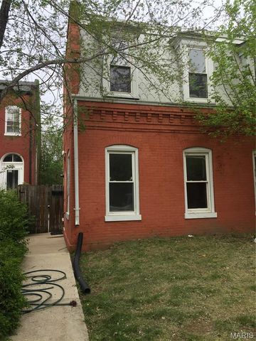 3753 Marine Avenue, St Louis, MO 63118