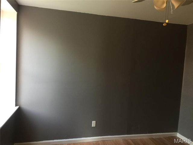 3753 Marine Avenue, St Louis, MO 63118