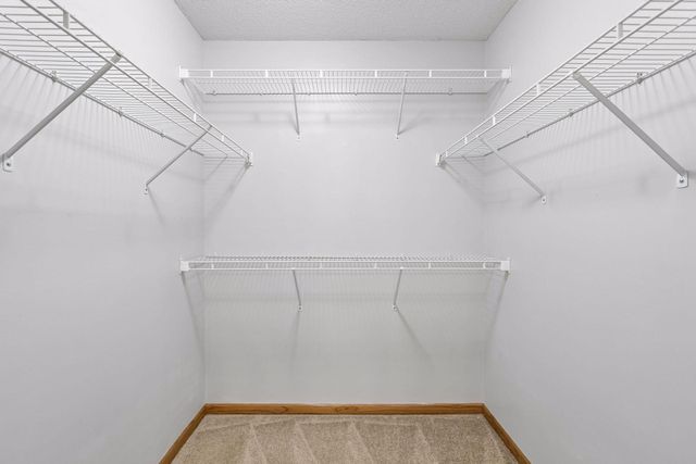 13425 35th Place N, Plymouth, MN 55441