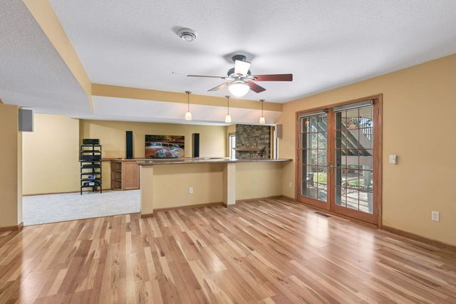 13425 35th Place N, Plymouth, MN 55441