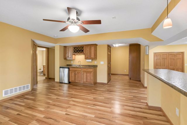 13425 35th Place N, Plymouth, MN 55441