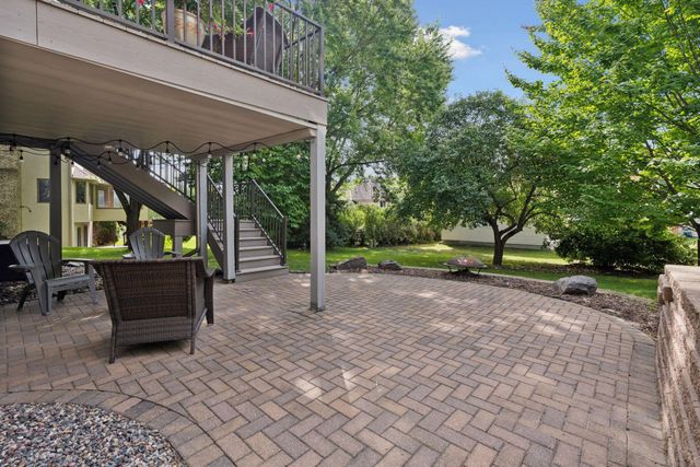 13425 35th Place N, Plymouth, MN 55441