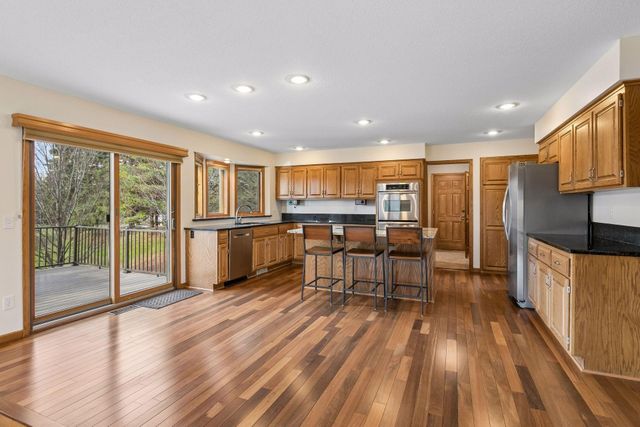 13425 35th Place N, Plymouth, MN 55441