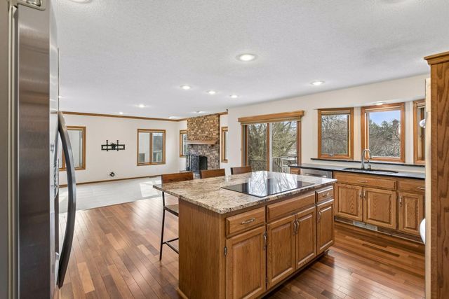 13425 35th Place N, Plymouth, MN 55441