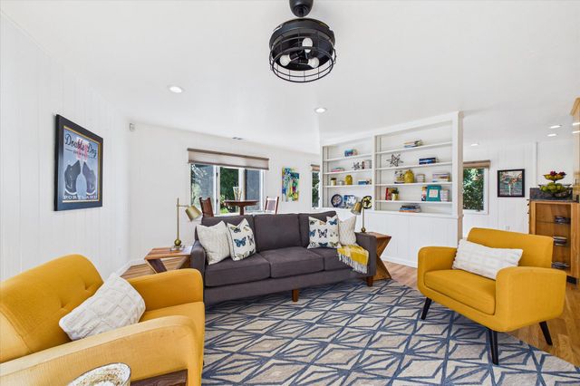 3255 Buttermilk Lane, Arcata, CA 95521