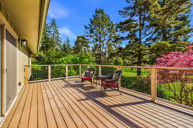 3255 Buttermilk Lane, Arcata, CA 95521