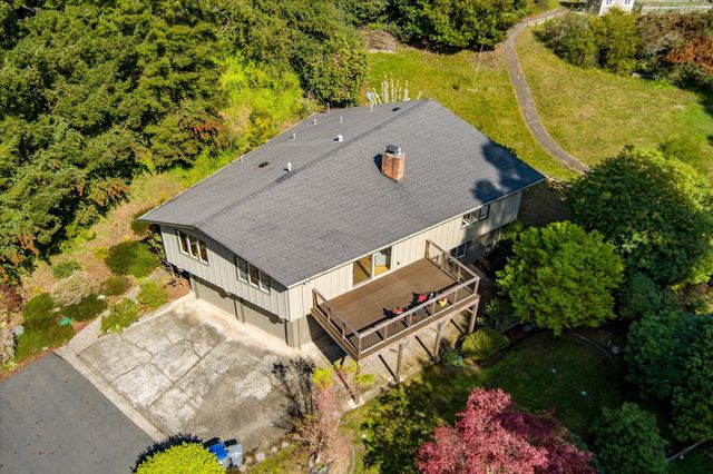 3255 Buttermilk Lane, Arcata, CA 95521