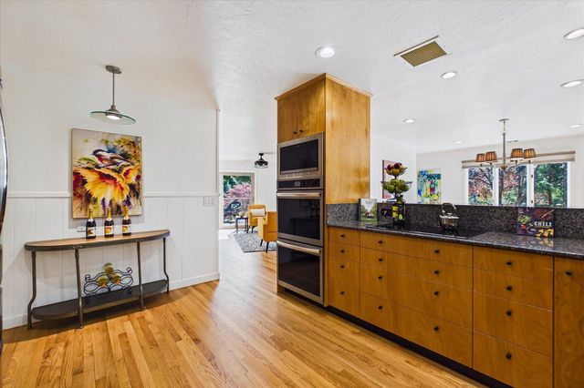 3255 Buttermilk Lane, Arcata, CA 95521