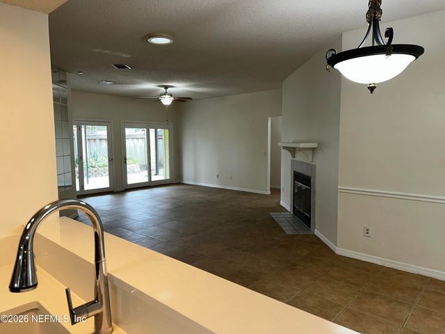 6160 CHAMBORE Court, Jacksonville, FL 32256