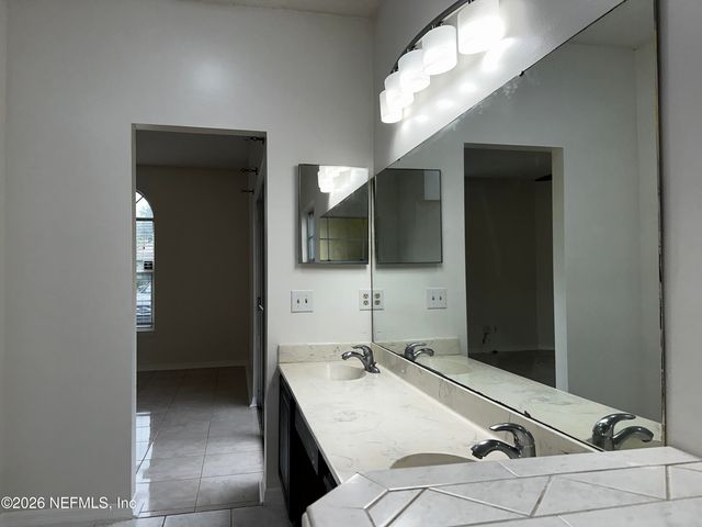 6160 CHAMBORE Court, Jacksonville, FL 32256