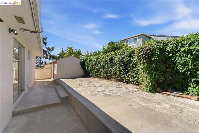 1808 Key Blvd, El Cerrito, CA 94530