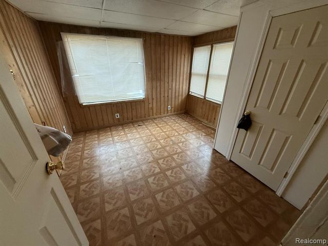 15900 Coram Street, Detroit, MI 48205