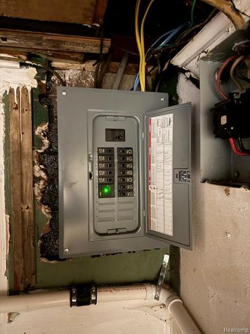 15900 Coram Street, Detroit, MI 48205