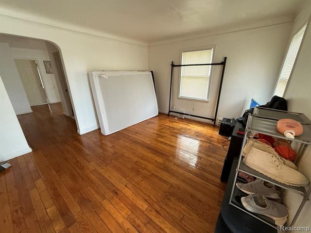 15900 Coram Street, Detroit, MI 48205