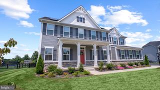 8031 INTERNATIONAL DR, Warrenton, VA 20187