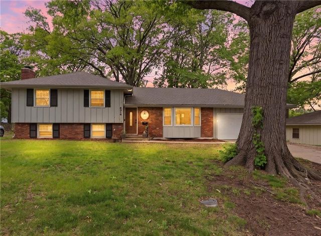 6316 Hedges Avenue, Raytown, MO 64133