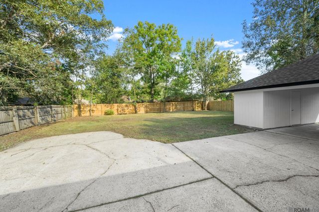 10806 Timberlane Ave, Baton Rouge, LA 70811
