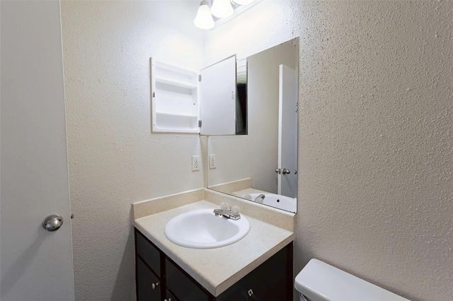 2809 W William Cannon DR G305, Austin, TX 78745