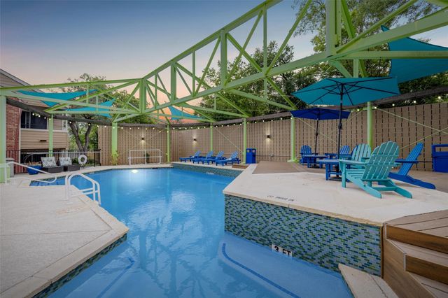 2809 W William Cannon DR G305, Austin, TX 78745