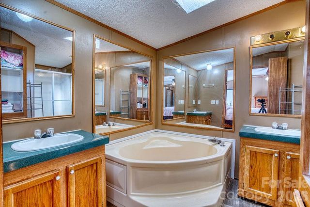 977 Lavender Road, Grover, NC 28073