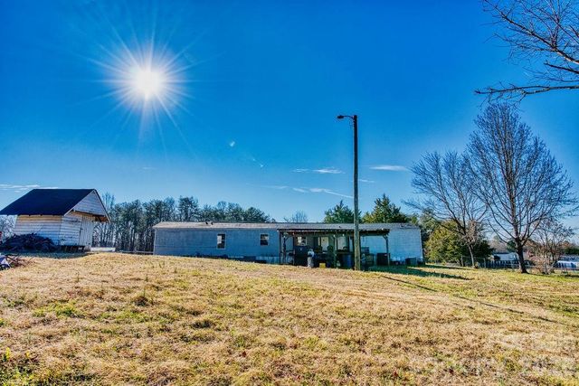 977 Lavender Road, Grover, NC 28073