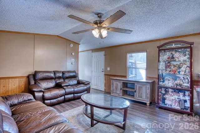 977 Lavender Road, Grover, NC 28073