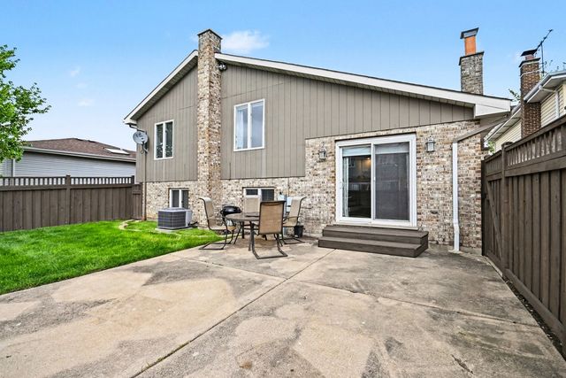 1452 Concord Avenue, Westchester, IL 60154